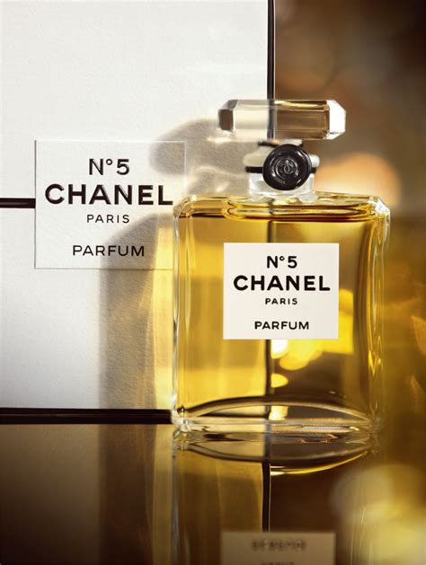 profumo chanel numero 5 immagini shabby chic|Chanel N°5 (Vintage) di Chanel da donna .